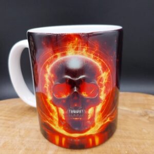 Mug crâne en feu