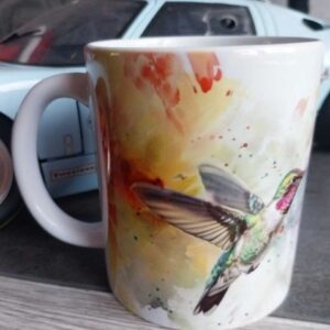 Mug colibris en plein vol