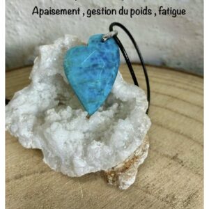 Pendentif cœur en apatite , lithothérapie